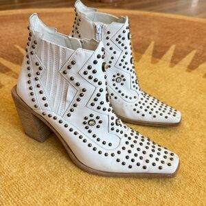 Jeffrey Campbell Show Pony Embellished Boots Size 9